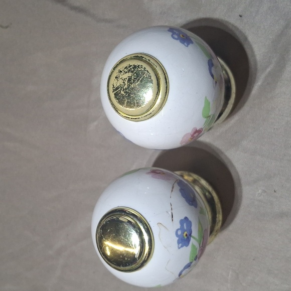 Vintage Bedpost Finials - Picture 3 of 4